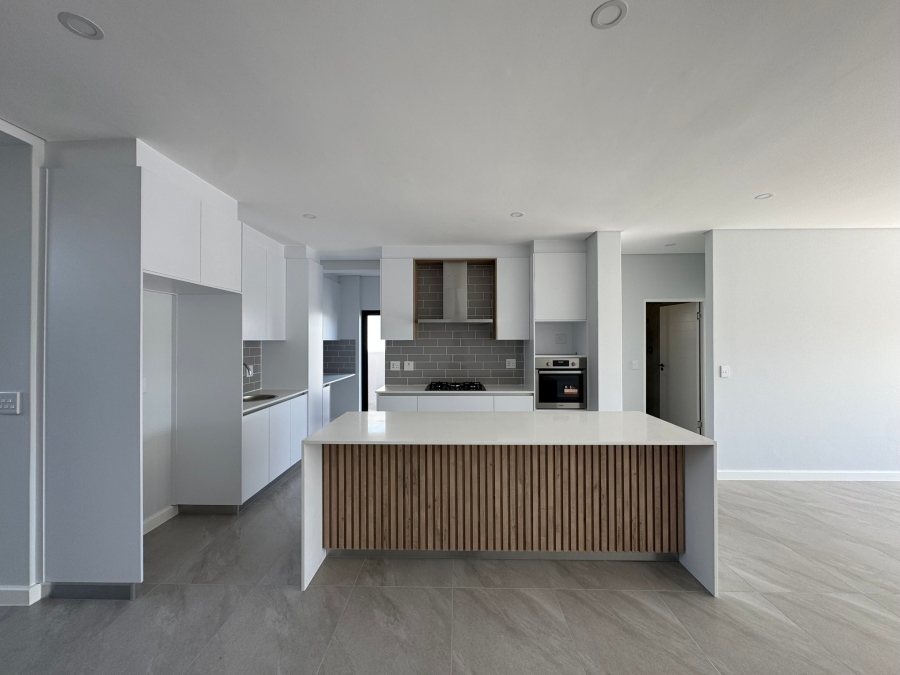 4 Bedroom Property for Sale in Sandown Western Cape